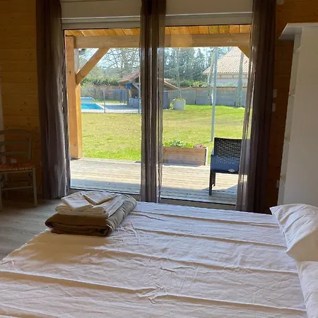 Ensemble De 3 Avec Piscine Chauffee, Esprit Detente Sanguinet