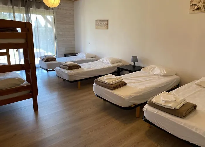 Ensemble De 3 Avec Piscine Chauffée, Esprit Détente * Sanguinet