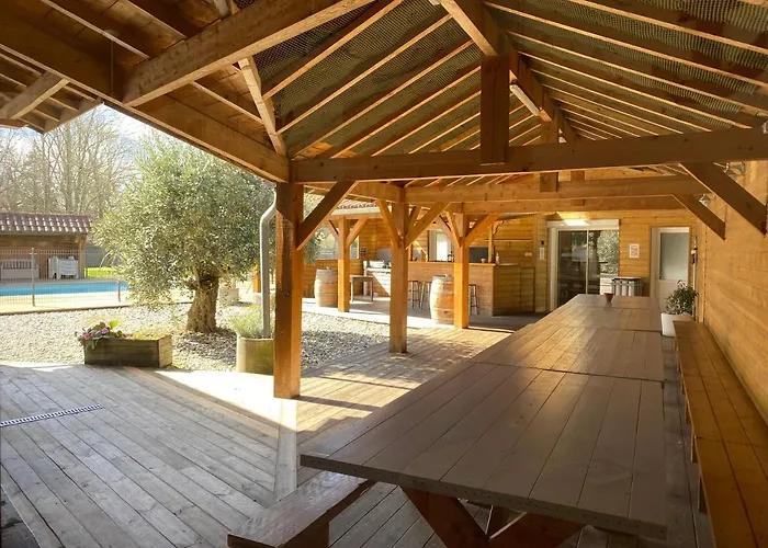 Casa vacanze Ensemble De 3 Avec Piscine Chauffée, Esprit Détente Sanguinet